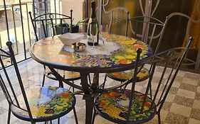 Ballaro Guest House